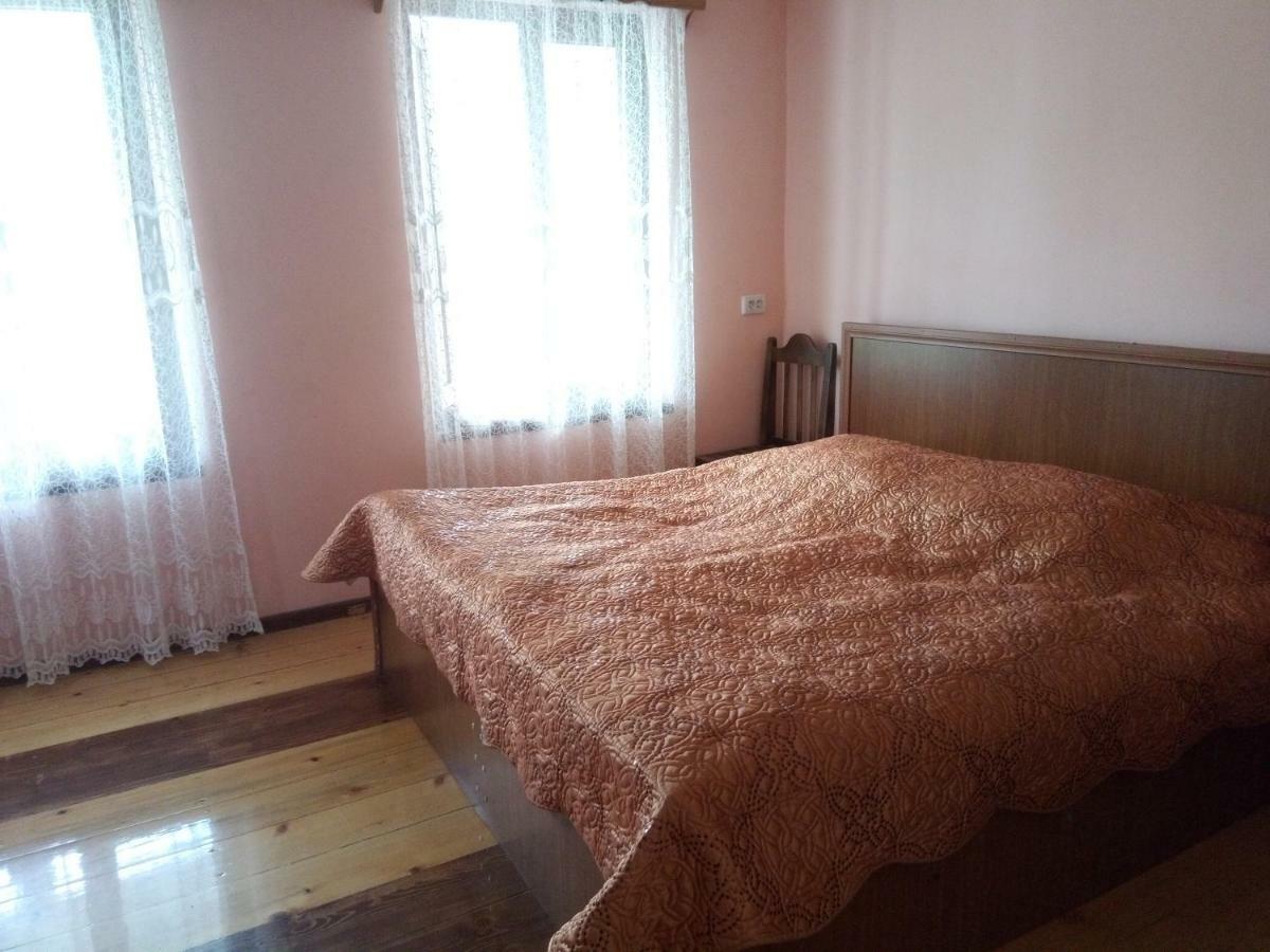 Julia Guest House Kobuleti Exteriör bild